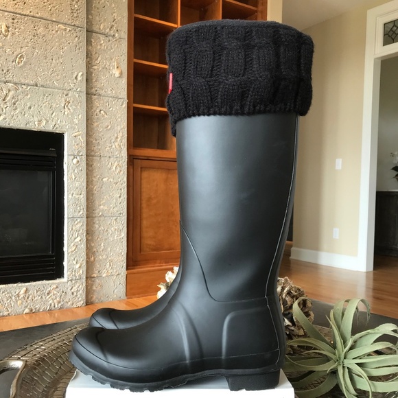 HUNTER ORIGINAL TALL MATTE BLACK RAIN BOOTS WITH LINER - Picture 6 of 15